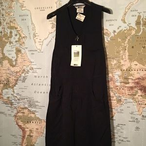 REI Women’s Black Jumper Brand New